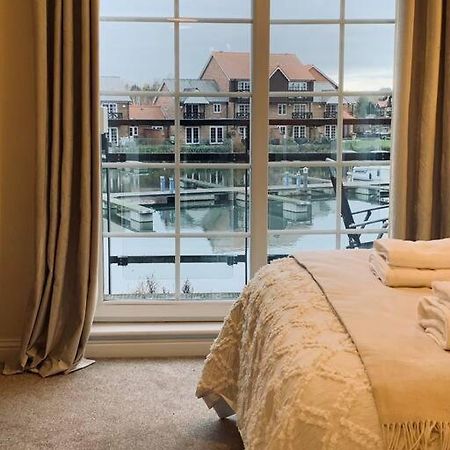 Waterside Townhouse With Balcony And Marina View Apartment Skellingthorpe Exterior foto